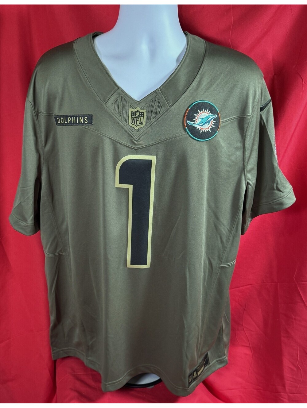 Nike Miami Dolphins Tua Tagovailoa #1 Jersey Salute To Service Mens XL NWT $195